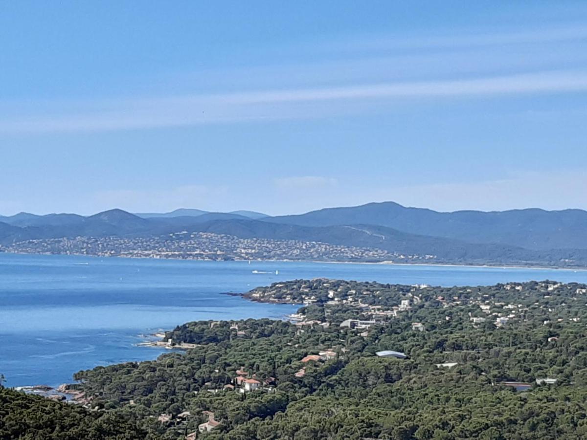 Anadine - Aiguebonne Boulouris - Pleine Vue - A 5 Minutes A Pied De La - Climatisee *