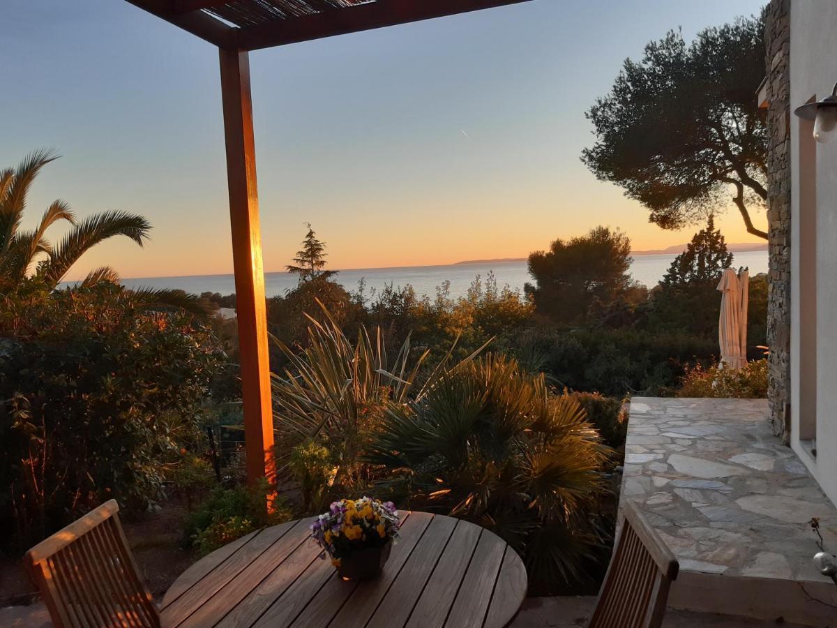 Villa Anadine - Aiguebonne Boulouris - Pleine Vue - A 5 Minutes A Pied De La - Climatisee