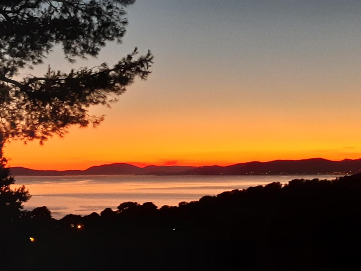 Anadine - Aiguebonne Boulouris - Pleine Vue - A 5 Minutes A Pied De La - Climatisee *